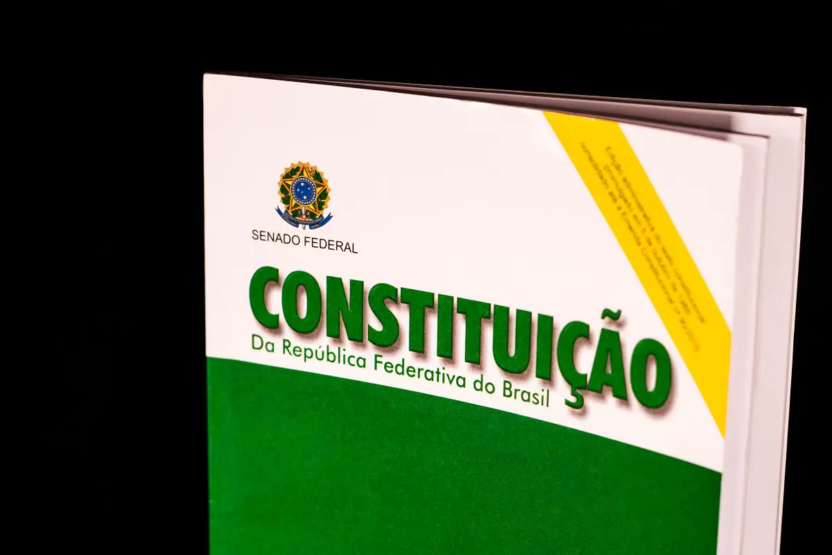 Constituição de 1988 | Imagem: Appreciate/Shutterstock