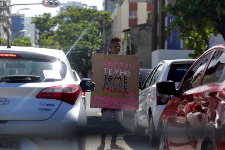 Tenho fome Brasil | Foto: Joa Souza/Shutterstock