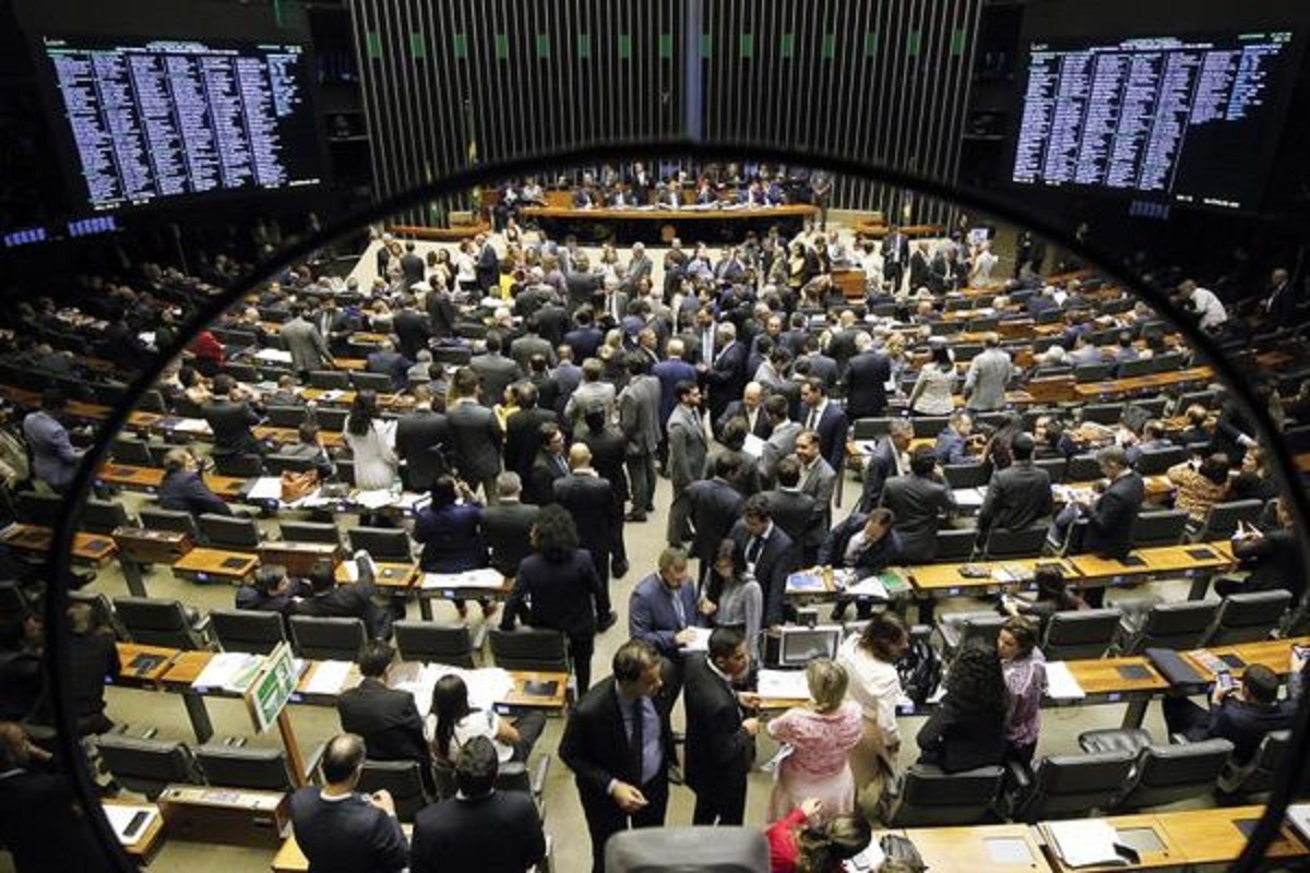 O número de deputados autodeclarados pretos e pardos aumentou 8,94% com o resultado das eleições de 2022 - Foto: Beto Barata | Agência Senado