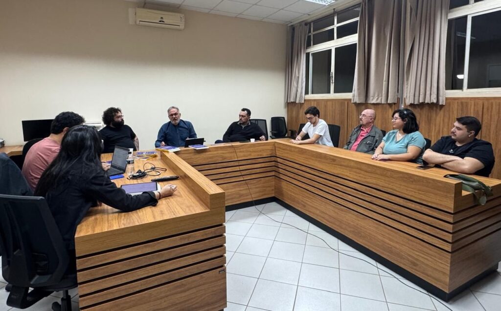 Livro A Construção da Democracia no Brasil: 1985-2025 é lançado na Unesp, em Franca | Foto: Divulgação